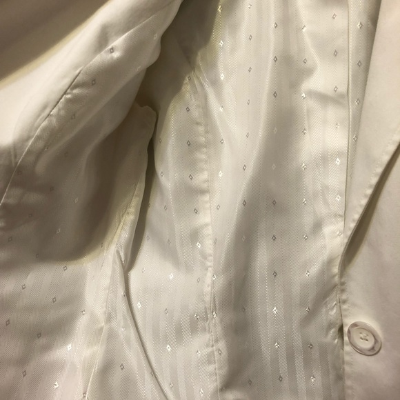 WHBM Single-Button Blazer Jacket - Picture 4 of 8